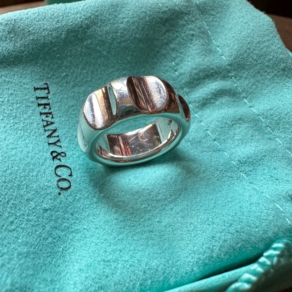 Tiffany & Co. Paloma’s Groove Sterling Silver Ring.